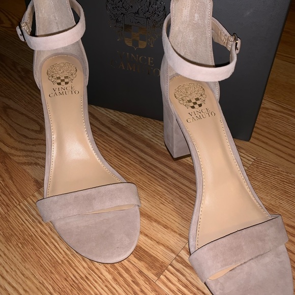Vince Camuto Block Heel strap Sandal Almond Beige - Picture 3 of 8